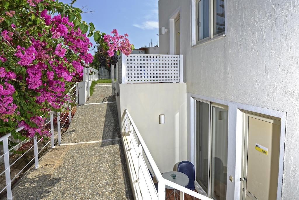Oliv Apartments Platanes  Ngoại thất bức ảnh